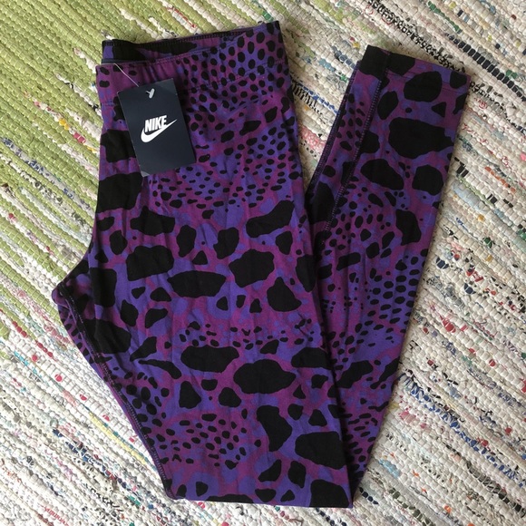 purple leopard leggings
